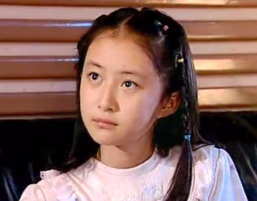 出生5個月被父拋棄!10歲母親病逝「被姨媽養大」爆紅後父親認親「人生第1次感受」讓她改變
