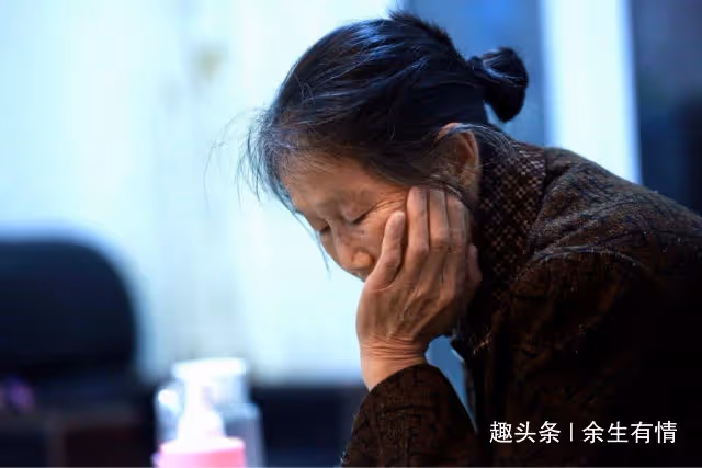 妻子和弟媳同一天生產!母親去陪產:倆孩子出生後「母親扭身就走」 差距真的這麼大嗎