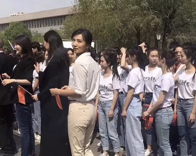曾經明艷動人,現今老成大媽!這些古裝女神,一個比一個可惜