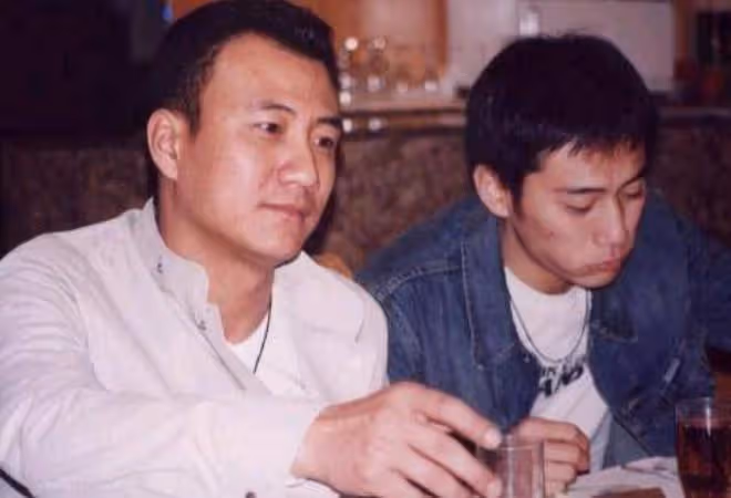 胡軍：出道32年清清白白，現因代言聲譽受損，他的晚節能保住嗎？