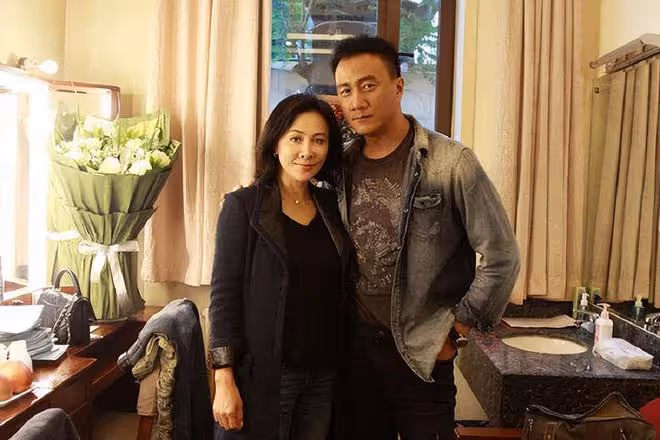 胡軍:出道32年清清白白,現因代言聲譽受損,他的晚節能保住嗎?