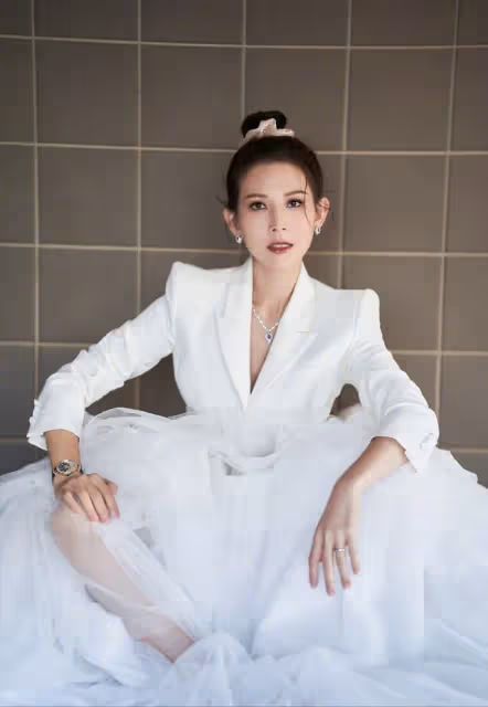 48歲蔡少芬逼老公公開示愛,自曝拍拖時張晉霸氣治好自己的分手病