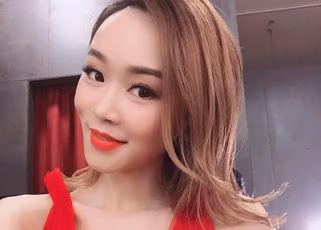 罕談婚姻生活!前知名港姐曝老公身份神秘原因,多次被指是虛擬人