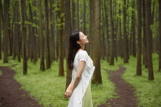「明知道我家人多，你媽只陪嫁90平的房，你出去租房吧」「好的」