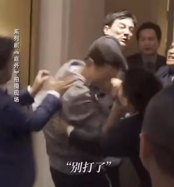 羅晉李光潔打戲變「互毆」!羅晉遭掌摑,李光潔鼻血直流嚇壞導演