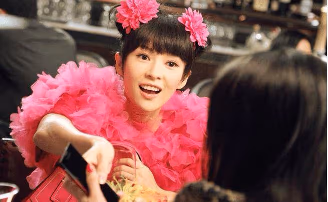 章子怡17歲有多撩人?她學生照曝光,這才是真的玉女啊