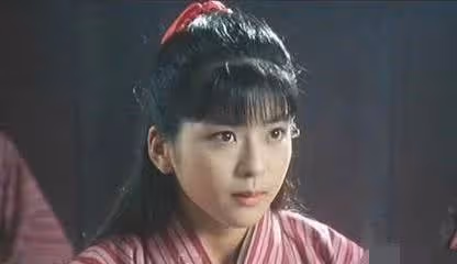 李連杰「耽誤一生」的日本紅顏, 風情萬種美過利智,今依舊單身