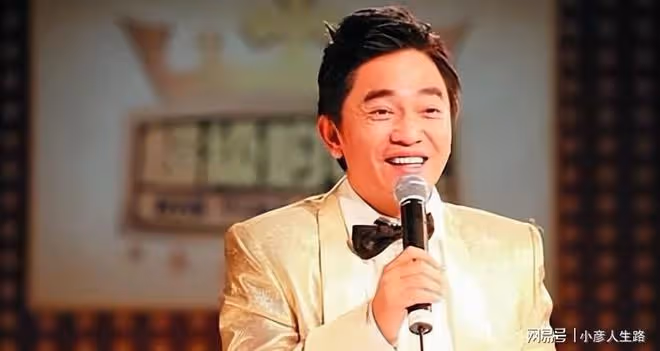 竹聯幫戰堂創始人之一,白鳥呂代豪,後期專攻學術