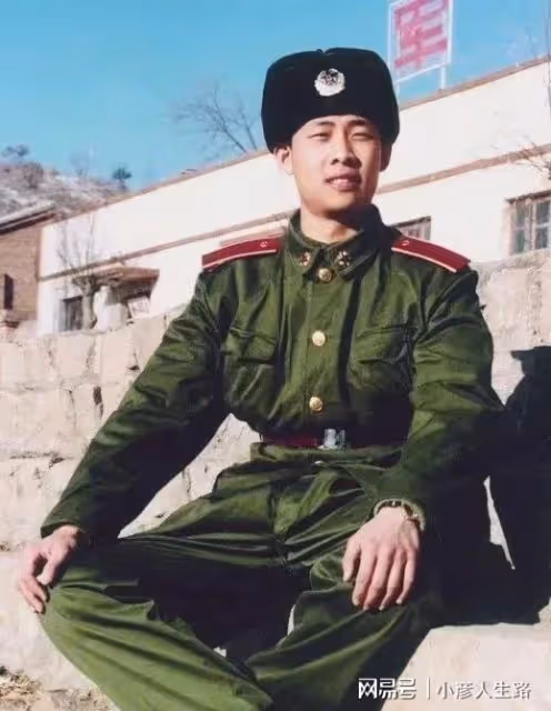 演員張譯建軍節發文:如有戰,召必回
