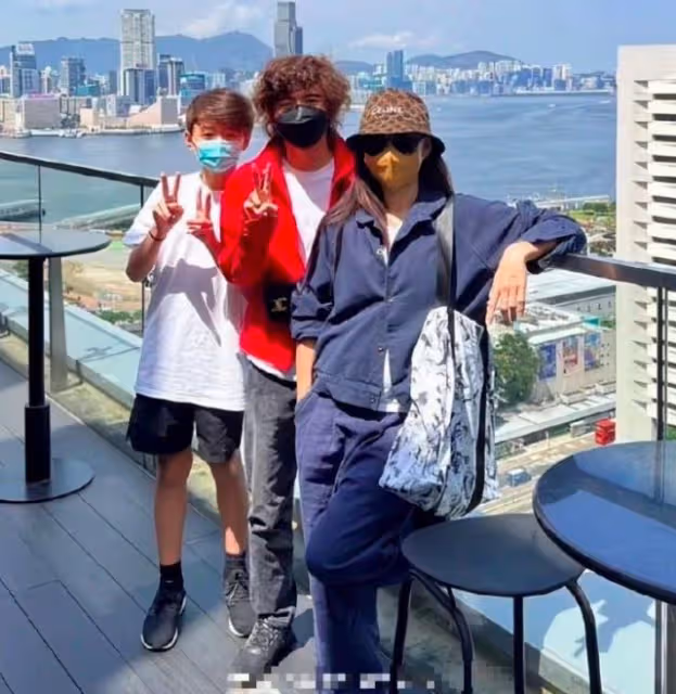 謝振軒近照曝光褒貶不一,被大眾質疑更像蘇有朋,長相也越來越差