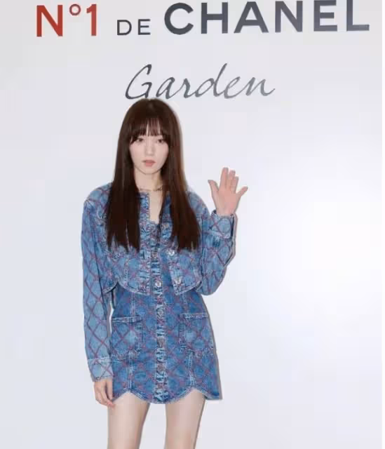 高級感CP!李洙赫曬與李聖經合照,YG師兄妹還合體GD,這組合太強