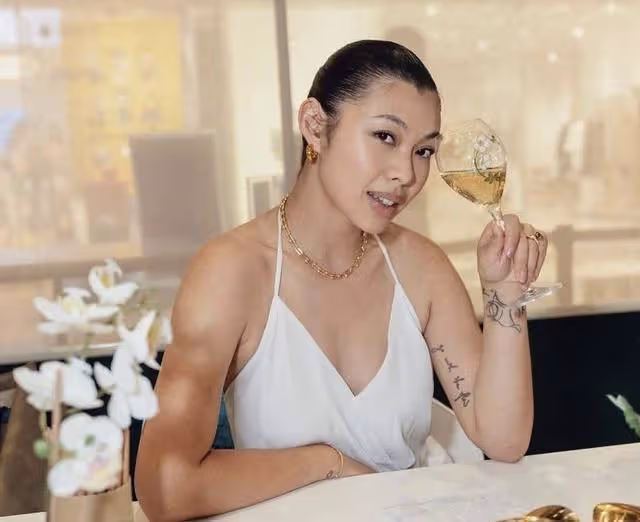 香港知名女星與未婚妻下月正式結婚!曬照秀恩愛,將在國外辦婚禮
