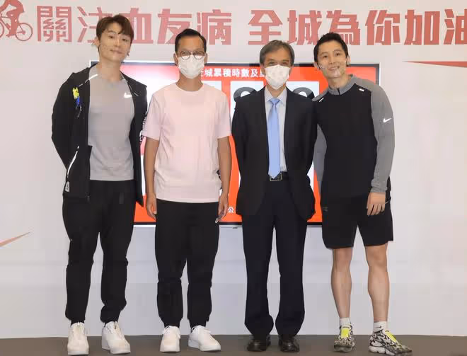 湯鎮業雙胞胎兒子出席活動!身材健碩帥氣十足,不輸老爸年輕時