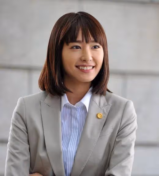 天海祐希、米倉涼子……誰是你心目中最適合穿西裝的日本女演員?