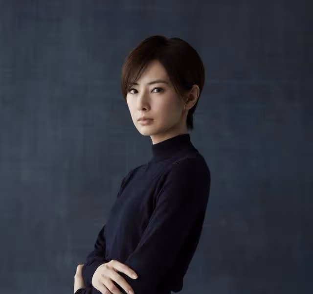 天海祐希、米倉涼子……誰是你心目中最適合穿西裝的日本女演員?