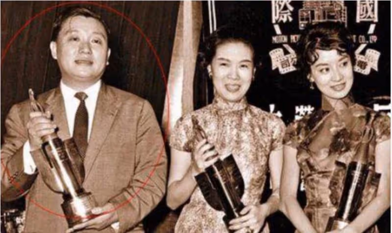 謝賢黃日華為其扶靈,洪金寶都要禮讓三分,王晶父親到底有多牛?