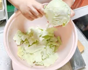 銷魂的手撕包菜