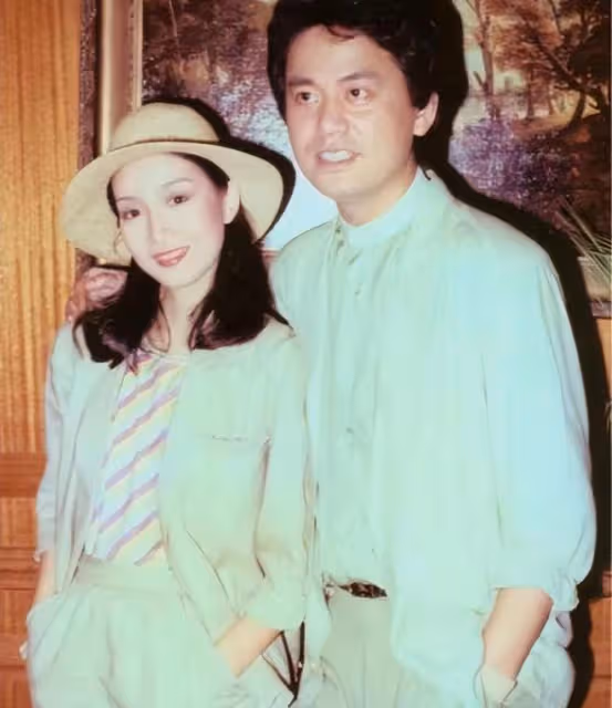 最深情的8位男星,有人呵護不孕的老婆一生,有人終身不娶