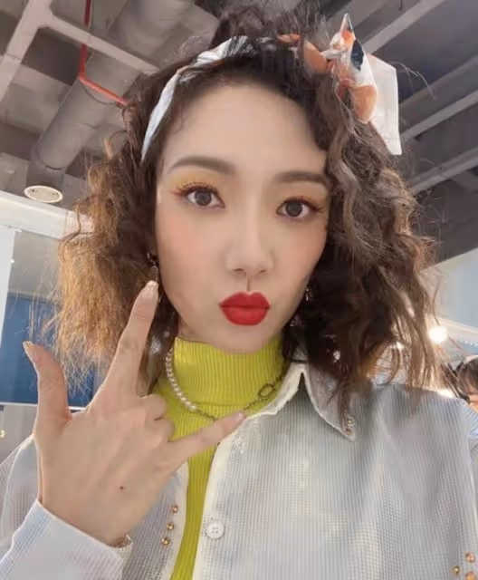 厲害!TVB前女星被曝將搭檔甄子丹拍電影,離巢轉戰內地人氣急升
