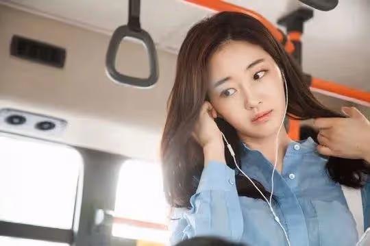 曾是經典韓劇最火女二!45歲未婚過佛系精緻生活,依舊不負性感女神稱號