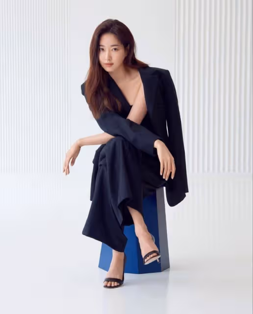 曾是經典韓劇最火女二!45歲未婚過佛系精緻生活,依舊不負性感女神稱號