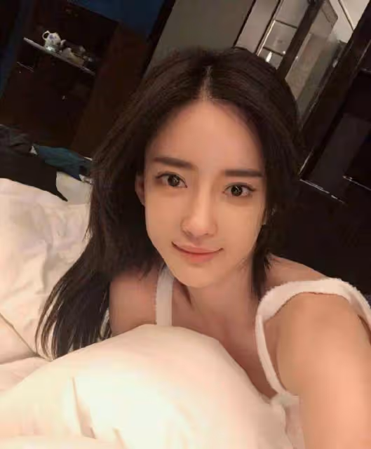 騙來10億整成塑料美人!公開搶閨蜜老公,花蛇潘南奎什麼來頭?