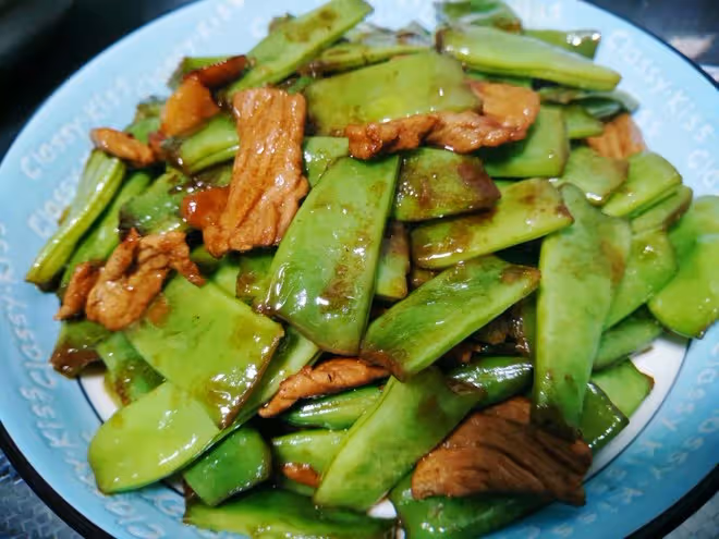 家常豆角炒肉