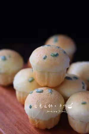 一口一個‼️會拉絲的🔥香蔥墨西哥肉鬆mini麵包