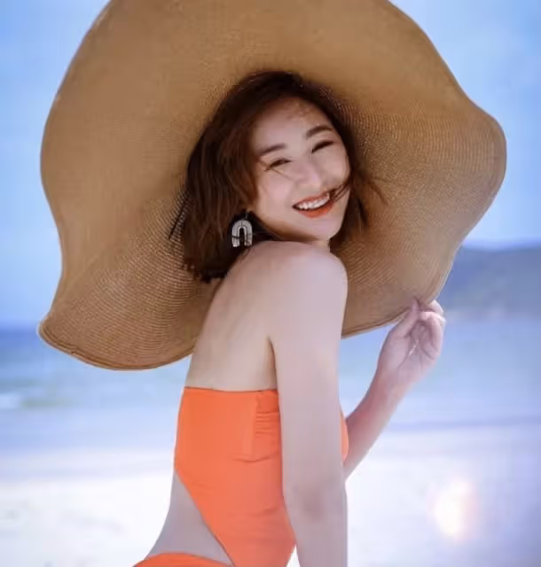 50歲黎姿曬巴黎度假美照,高海寧驚呼:怎麼可以美成這樣子?