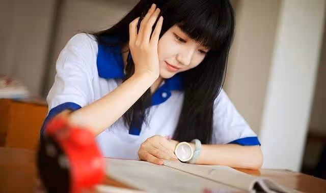 未婚先孕被母親罵成便宜貨,婆婆的一個做法,卻讓我瞬間感動落淚