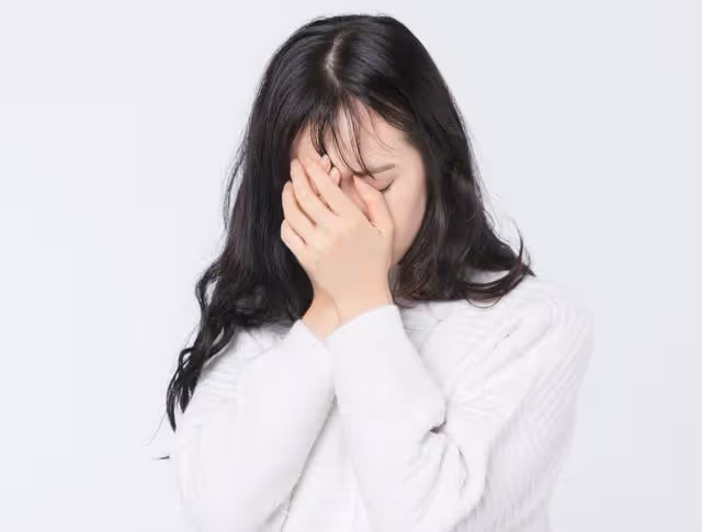 陪嫁首飾被小姑子帶走,婆婆說一家人別計較了,隔天小舅子搬進婚房