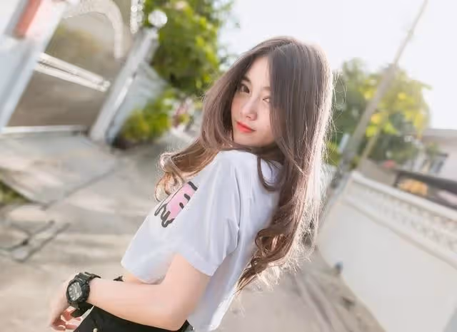 陪嫁首飾被小姑子帶走,婆婆說一家人別計較了,隔天小舅子搬進婚房