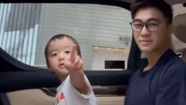 花2萬元買迷你名牌包給1歲女　奚夢瑤被批炫富