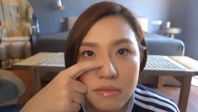 32歲女星承認整容!鼻子變歪一推就動需手術修復,曾經還全身抽脂