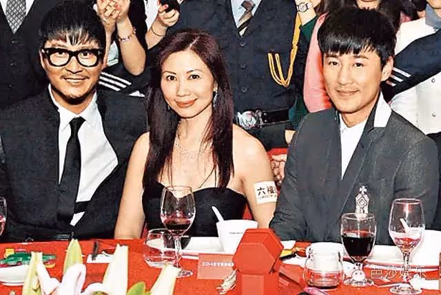 嫁了3次!49歲「帶著孩子」嫁初戀 從港姐冠軍「到六福珠寶創始人」:她的人生越勇敢越幸運!