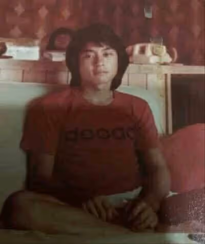 唱紅《一場遊戲一場夢》!59歲男星「嗓子突然失聲」事業受挫 網傳「疑被謝霆鋒衝康」真相讓粉絲傻眼