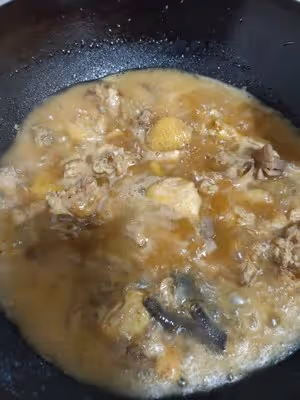 簡單易做好吃到舔盤子的家常紅燒雞塊
