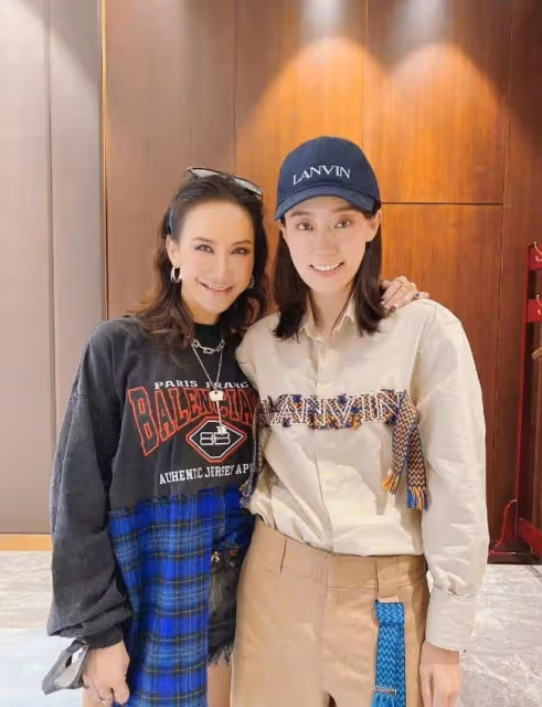 李玟獲得導演的道歉 強調武漢是自己的家鄉