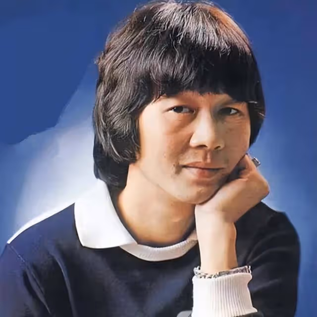 許冠英76歲冥壽,知名導演發文悼念,許冠文上月罕見公開回憶弟弟