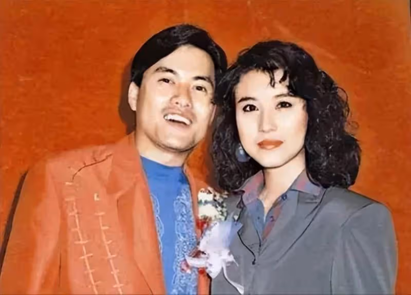 周海媚:與呂良偉失婚30年後,終於明白55歲的她為什麼一直單身