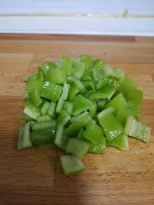 爆香快手菜～青椒炒雞丁