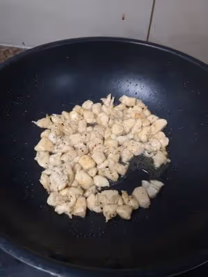 爆香快手菜～青椒炒雞丁