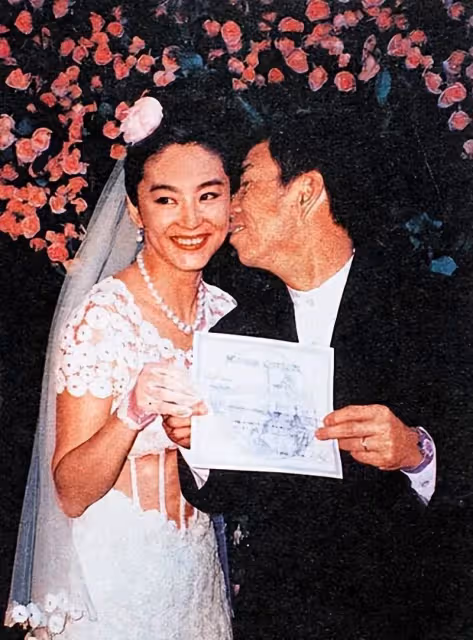 林青霞的1512坪豪宅:臥室120平,裝修6個億,18個傭人伺候