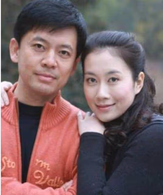 國家一級演員何政軍 結婚幾十年零緋聞