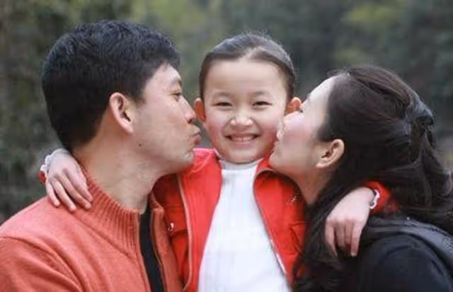 國家一級演員何政軍 結婚幾十年零緋聞