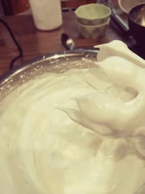 八寸不沾模具中筋麵粉版戚風蛋糕