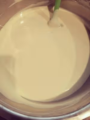 八寸不沾模具中筋麵粉版戚風蛋糕