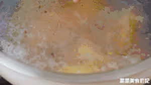 好吃到連鍋端的【五指毛桃燜雞】！