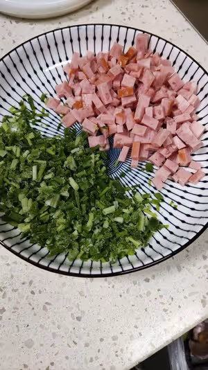 爆漿蔥花火腿肉鬆蛋糕