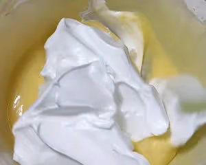 爆漿蔥花火腿肉鬆蛋糕